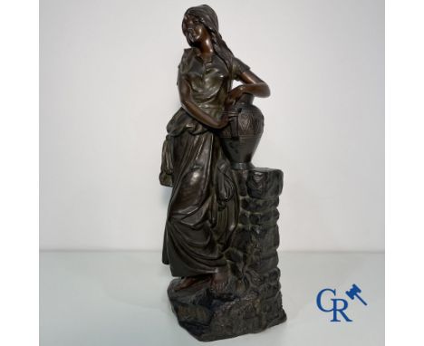 Edmond Lefever: (Ypres 1839-Schaarbeek 1911) "Rebecca" oriental bronze statue. Foundry brand Usines Vojave societé anonyme Br