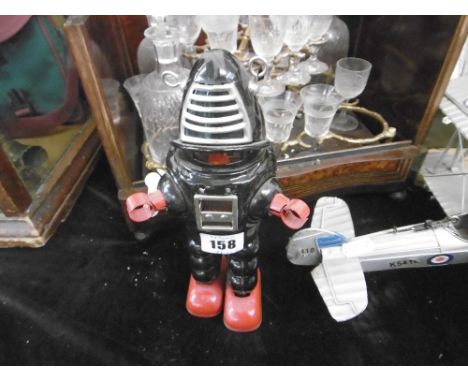 TIN PLATE CLOCK WORK ROBOT, WORKING ORDER