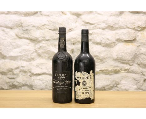 2 BOTTLES MIXED LOT OF FINE PORTS comprising : 1 bottle Croft Vintage Port 1977 (b/n) together with 1 bottle Warre’s Vintage 