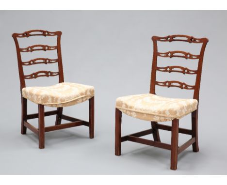 A PAIR OF CHIPPENDALE STYLE MAHOGANY LADDER-BACK SIDE CHAIRS, 19TH CENTURY, each with open ladders and moulded square-section