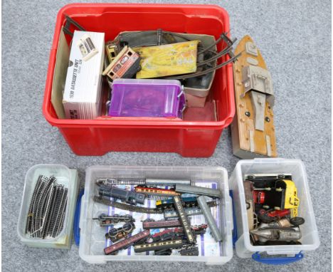 MIXED TOYS, including N gauge trains and accessories, boxed Brimtoys O gauge trainset, diecast vehicles and a model boat.