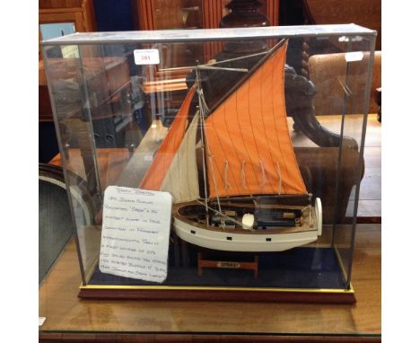 MODEL BOAT IN GLASS CASE 'SPRAY BOSTON' CASE HT 49CM W52CM