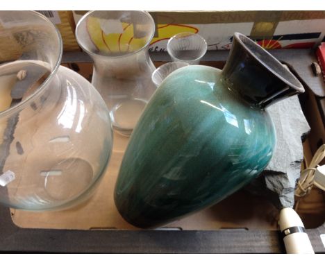 BOX WITH VASES AND SLATE LAMP   LTI