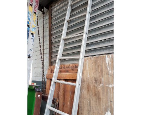 SINGLE ALUMINIUM LADDER