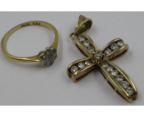 9ct Yellow gold diamond set crucifix pendant, together with an 18ct yellow gold diamond chip set flower head ring 