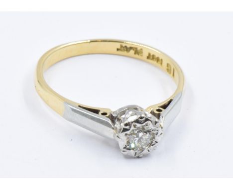 18ct Gold and platinum diamond solitaire ring, size O, 2.6g 