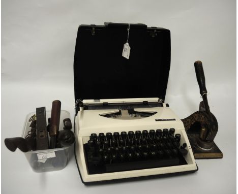19th Century Jordan & Sons black japanned and floral gilt decorated letter stamp for ' William de Monceux Antiques ', Tippa p