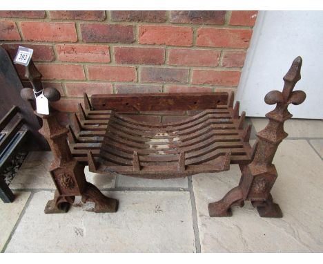 Fire grate &amp; dogs