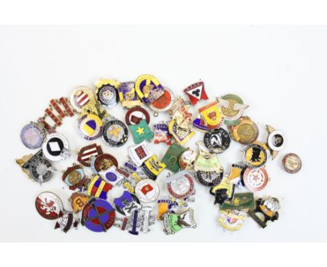 Tin of over 50 vintage Enamel Speedway badges