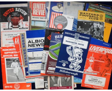 Football programmes, Manchester United, a collection of approx. 60 home &amp; away programmes, 1950's/60's inc. homes v Leice