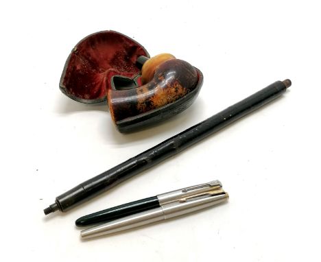 Antique meerschaum bowl / pipe in original fitted box with original shaft (30cm) but lacks mouthpiece t/w 2 vintage Parker pe