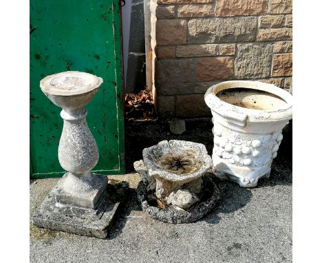 Frog water feature (38cm across), pedestal (70cm high) and large fibreglass planter (46cm high &amp; has slight surface losse