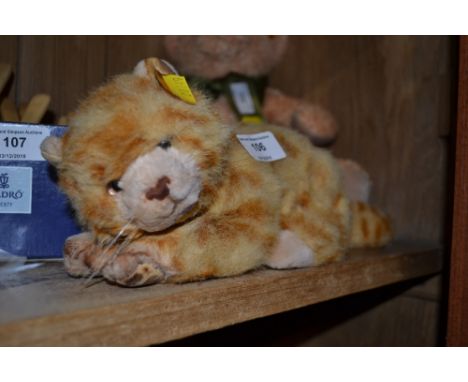 A Steiff cat 