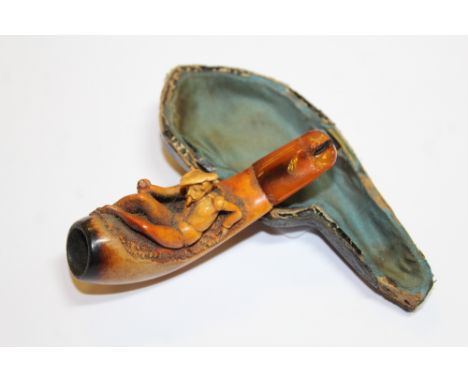 Carved Meerschaum pipe (amber mouthpiece af)