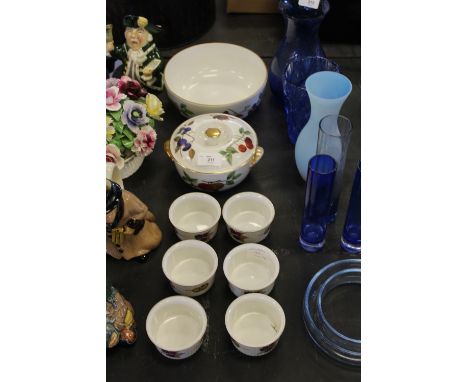 Set of Royal Worcester Evesham ramekins & two bowls