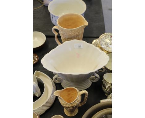 Wade Vintage Large White Bowl & Jugs - no's 371 & 405