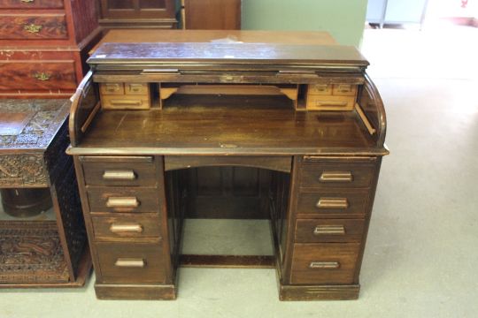 1930 S Lebus Oak Roll Top Desk Key In Office