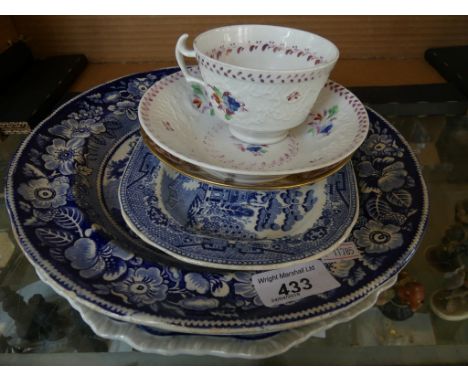 A mixed lot comprising 19th Century puce lustre tea cup and saucer, a Spode gilt decorated saucer and various blue and white 