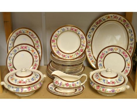 A Simpsons Ambassador Ware dinner service, Cobridge England, pattern number 1095, comprising six dinner, side, tea plates, si