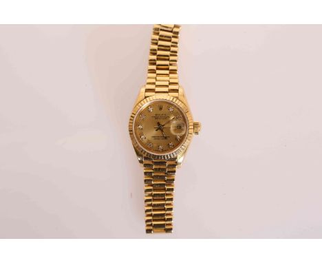 A LADY'S ROLEX 18 CARAT GOLD OYSTER PERPETUAL DATEJUST SUPERLATIVE CHRONOMETER, c.1989, ref. 69178, serial no. L271179, movem