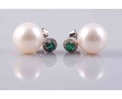 A PAIR OF SOUTH SEA CULTURED PEARL, DIAMOND AND EMERALD EARRINGS, the single cultured pearl set on a fixed link to the bottom