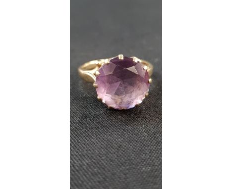 VINTAGE AMETHYST RING