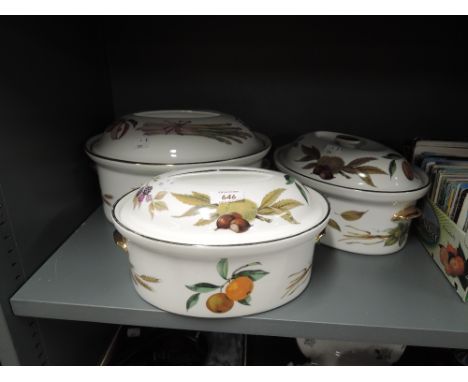 A selection of vintage ceramic tureens by Royal Worcester Evesham pattern