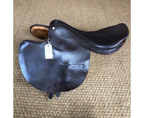 A vintage English racehorse saddle