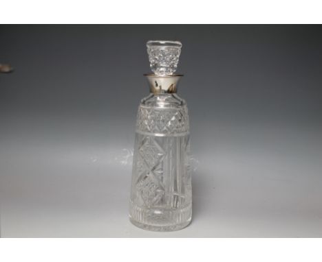 A HALLMARKED SILVER COLLARED DECANTER - SHEFFIELD 1972, H 28 cm