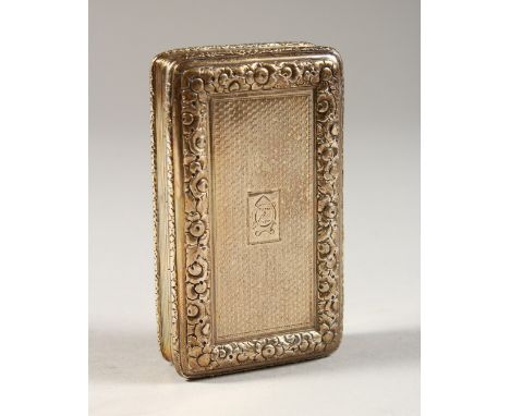 A VICTORIAN RECTANGULAR SNUFF BOX. Maker: E.E.  London 1838.