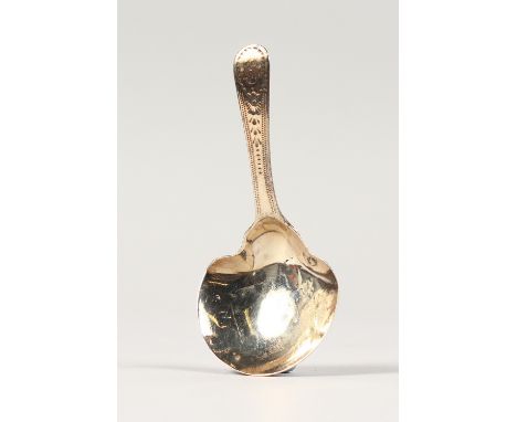 A GEORGE III ENGRAVED TEA CADDY SPOON. London 1814.  Maker: Thomas Wallis &amp; Jonathan Hayne.