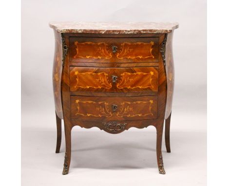 A FRENCH KINGWOOD AND MARQUETRY THREE DRAWER SERPENTINE FRONT COMMODE, with rouge marble top, supported on cabriole legs. 2ft