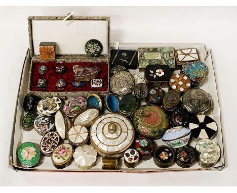 QTY OF TRINKET BOXES SOME SILVER &amp; CLOISSONE