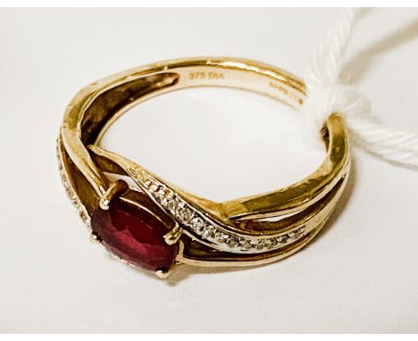 9CT GOLD RUBY &amp; DIAMOND RING - SIZE J