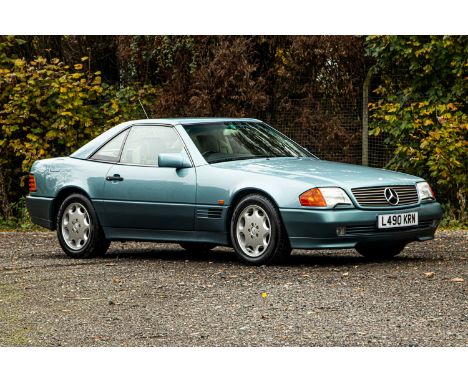 A beautiful example finished in a fabulous colour combination with just 47,000 miles from new.A sparkling, UK-supplied, right