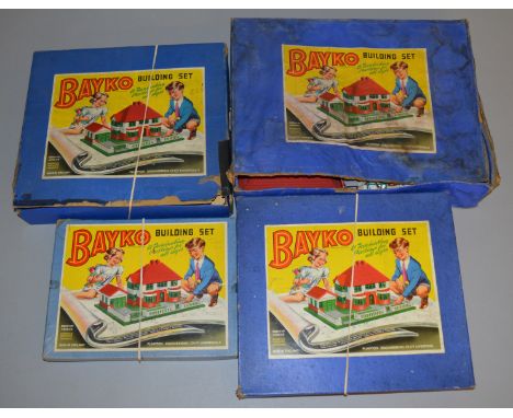 4 boxed Bayko Building Sets including sets, 0, 2 x set 1 and set 2. All unchecked for completeness. (4)