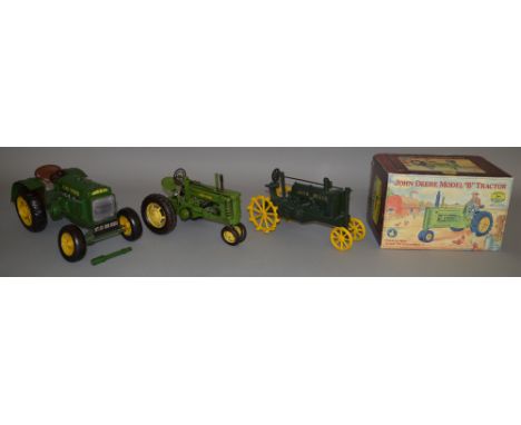 2 tinplate and 2 cast iron John Deere tractor models (4).
