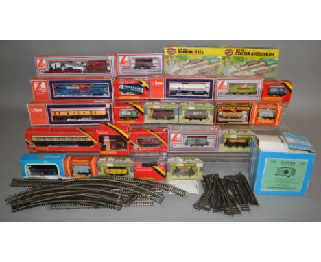 OO Gauge. A quantity of boxed Rolling Stock and Accessories by Lima, Wrenn, Hornby and others including 2 Coaches, 18 Wagons 