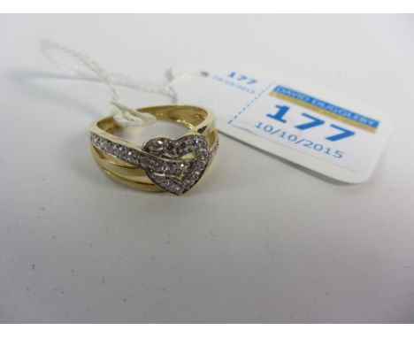 Stone set heart gold ring hallmarked 9ct