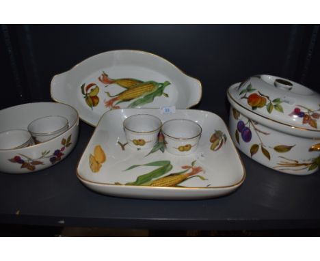 A collection of Royal Worcester Evesham serving bowls, ramekins and a tureen.