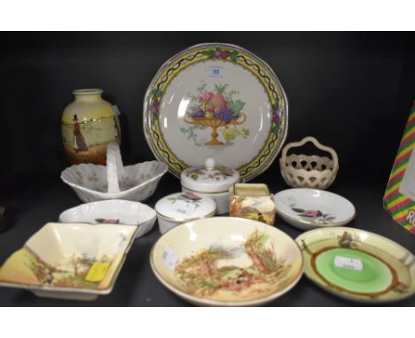 A selection of Royal Doulton series ware including trinket and pin dishes
