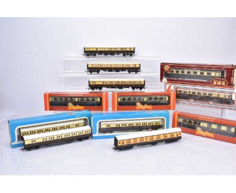 Lima Railcar with Hornby Airfix coaches 00 gauge (13), Lima 205132 Diesel Railcar chocolate/cream 22, Airfix 54207 Centenary 