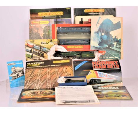 Hornby 00 Gauge Railcar and Locomotive and Kitbuilt Pannier Tank and various Catalogues (3 Locos) Hornby, R267 BR blue Class 