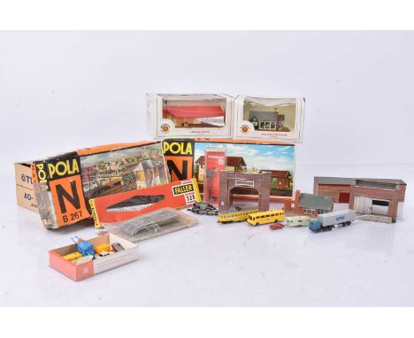N Gauge Buildings and Accessories, Bachmann 55-7407 Freight Station, 55-7314 New England Range, Pola B204 Station kit, Preise