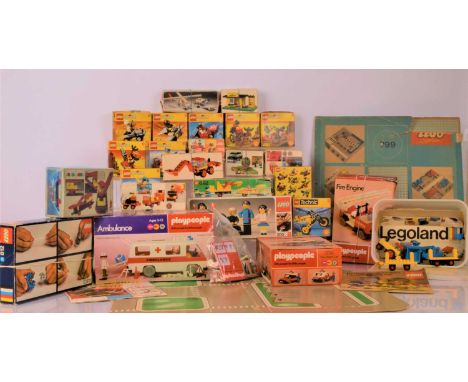 Lego Figures and small boxed  sets and Marx Playpeople boxed Sets, Lego, 128-2, 200, 606 (2, early and later), 605, 608, 622,