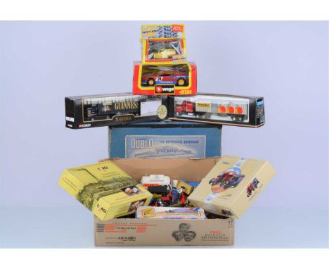 Modern Diecast Vehicles (60+), Vintage and modern private and commercial vehicles, boxed examples, Lledo Only Fools and Horse