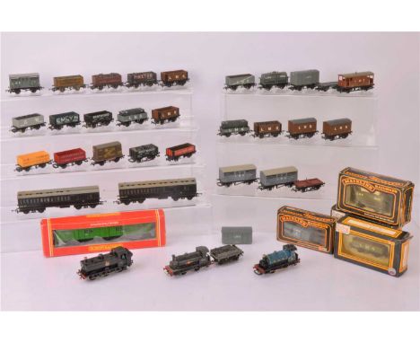 Mainline Dapol Lima Tri-ang Hornby and other makers 00 Gauge Tank Locomotives Goods and Engineering Rolling Stock (37), Hornb
