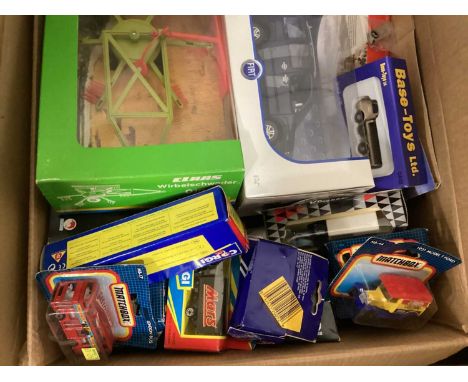 Diecast boxed selection including range of Military models by Atlas Editions, Maisto, Base, Ace Lledo &amp; others (3 boxes)T