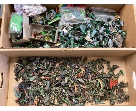Britains, Marx, Timpo &amp; others plastic WWII infantry and royal household soldiers (7 boxes)The items in this auction are 