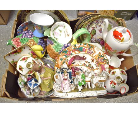 Ceramics - A Royal Crown Derby graduated Old Aves plates; a Spode Victorian Christmas series plate; Frankin Mint cottage coll